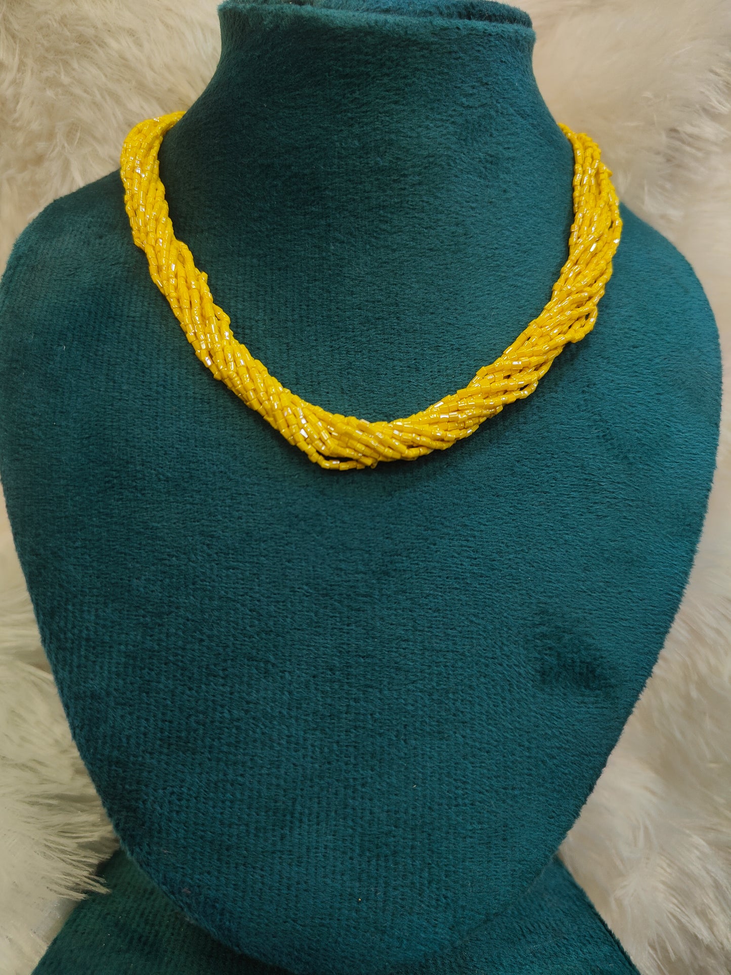 Yellow Pote